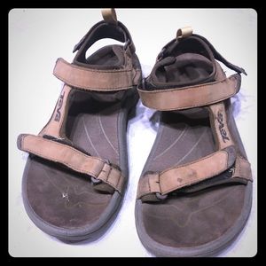 Teva Mens 9.5 sandal